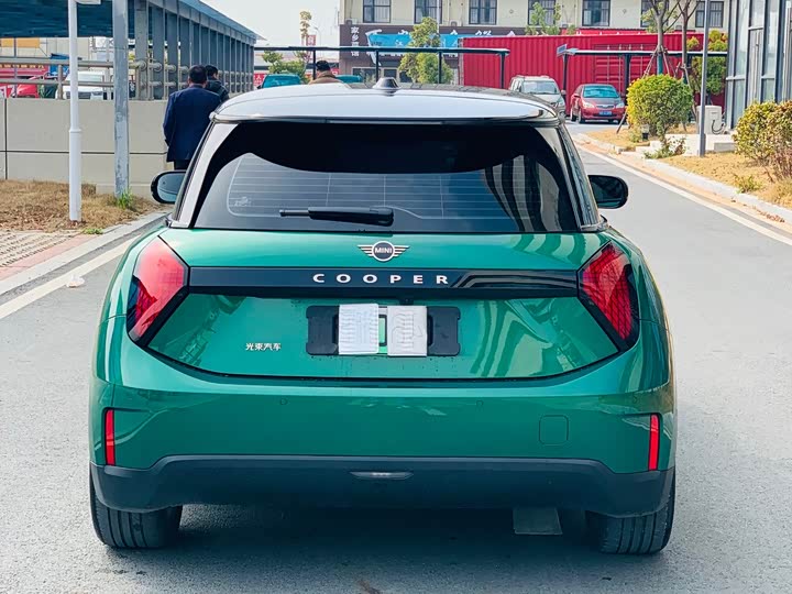 Фото 6 - Mini Cooper