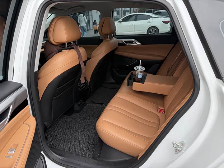 Фото 8 - XPeng P5