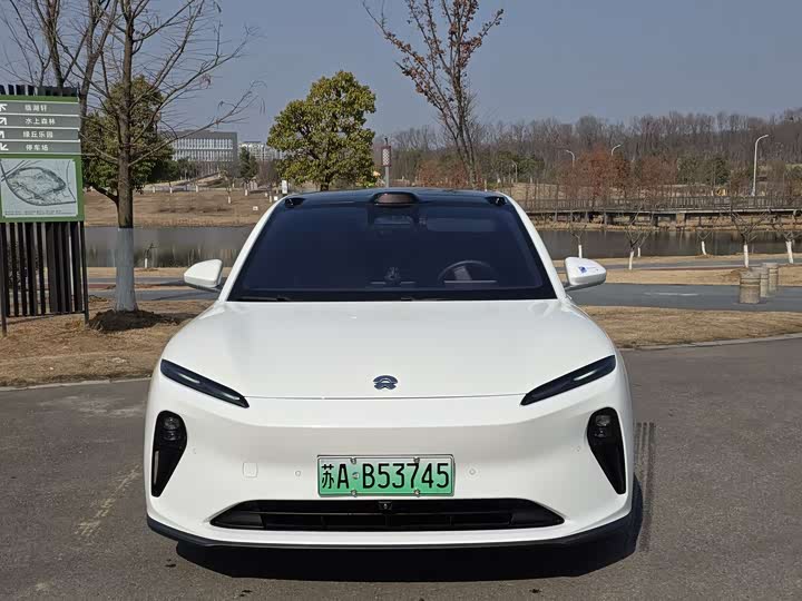 Фото 2 - Nio ET5