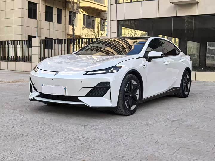 Фото 1 - Changan Deepal SL03