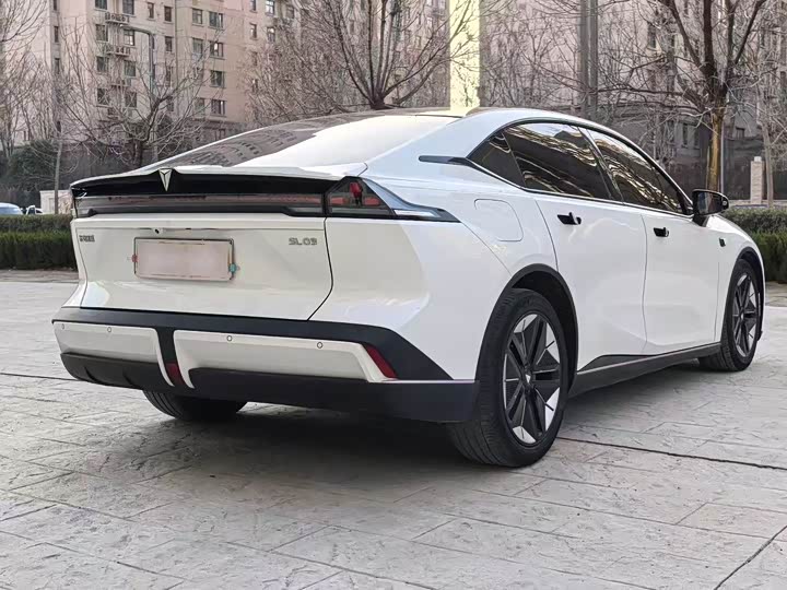 Фото 7 - Changan Deepal SL03