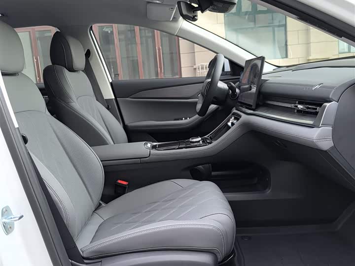 Фото 9 - Geely Galaxy A7