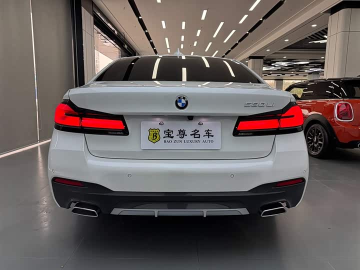 Фото 4 - BMW 5 Series