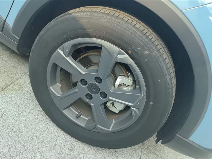 Фото 6 - Geely Geometry E Firefly