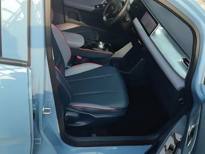 Фото 8 - Geely Geometry E Firefly