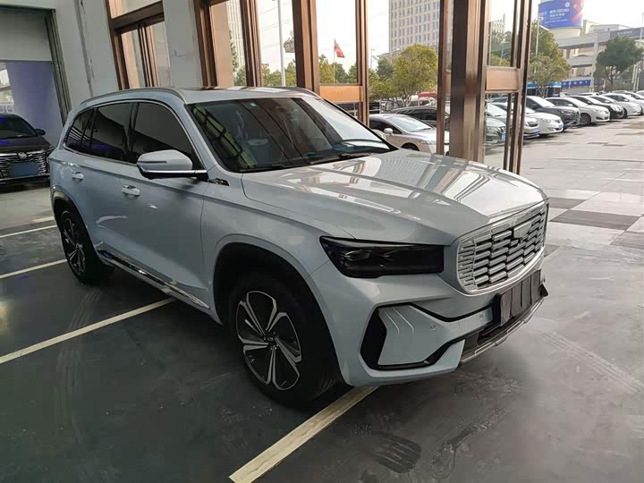 Фото 4 - Geely Monjaro