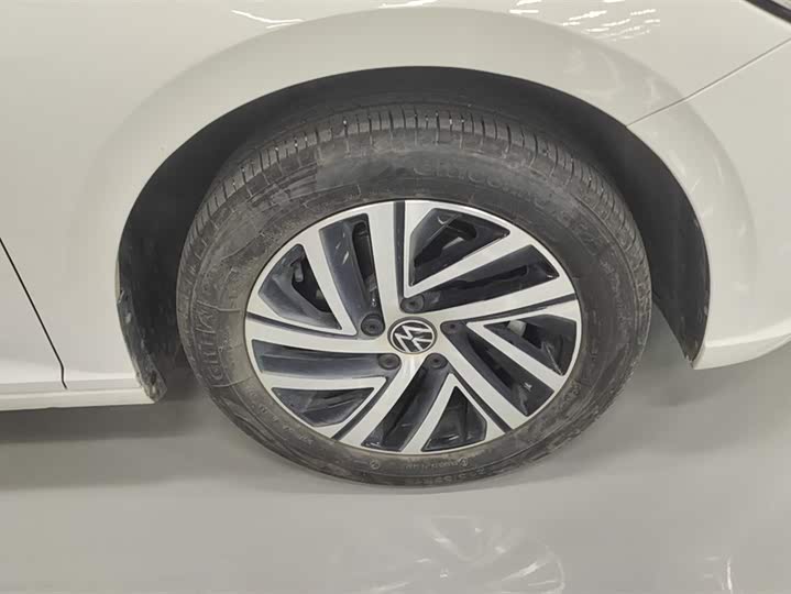 Фото 6 - Volkswagen Lavida