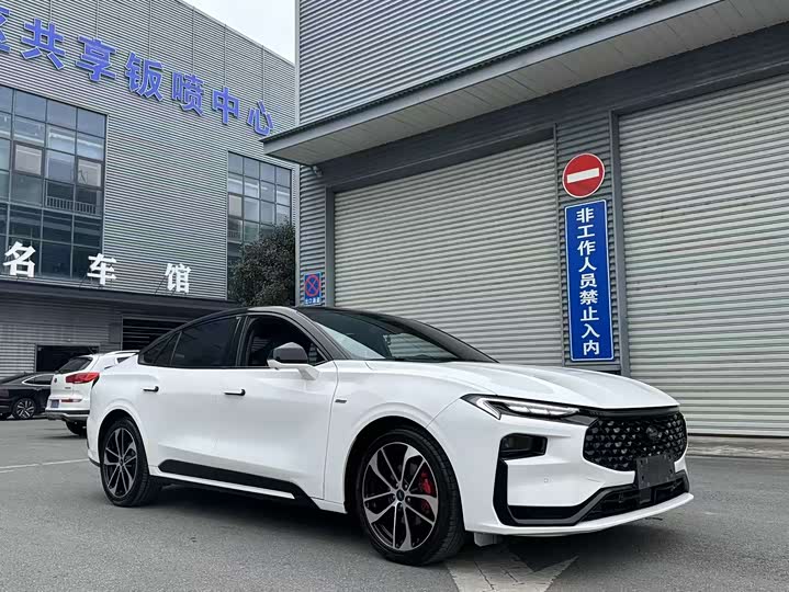 Фото 2 - Ford Mondeo