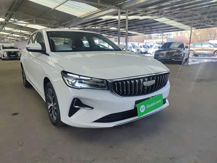 Фото 4 - Geely Emgrand