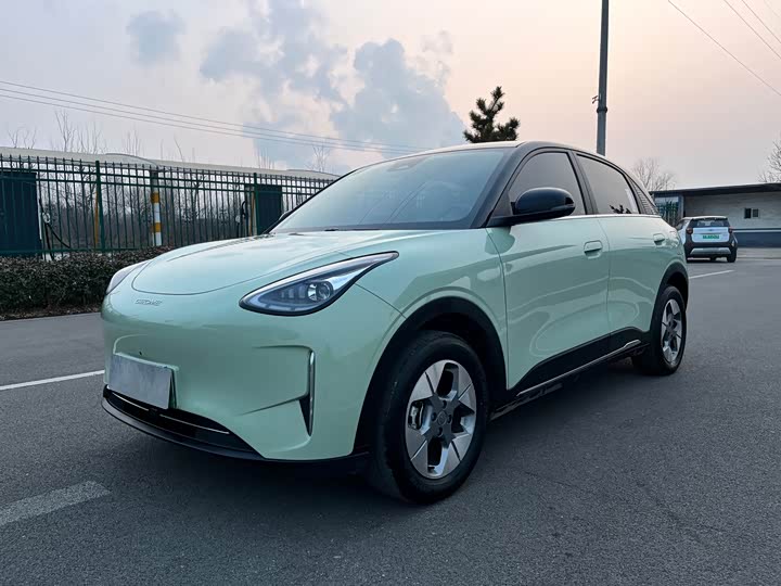 Фото 1 - Geely Galaxy Geome