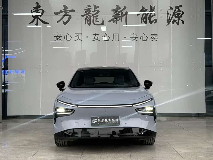 Фото 2 - XPeng G7