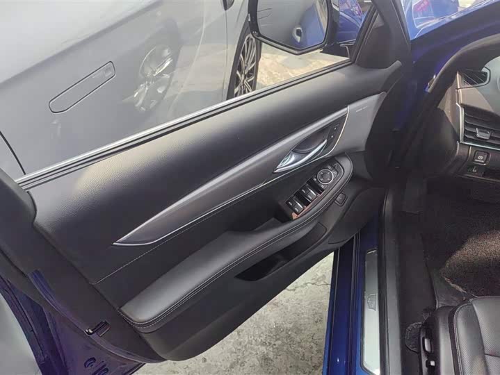 Фото 7 - Cadillac CT5