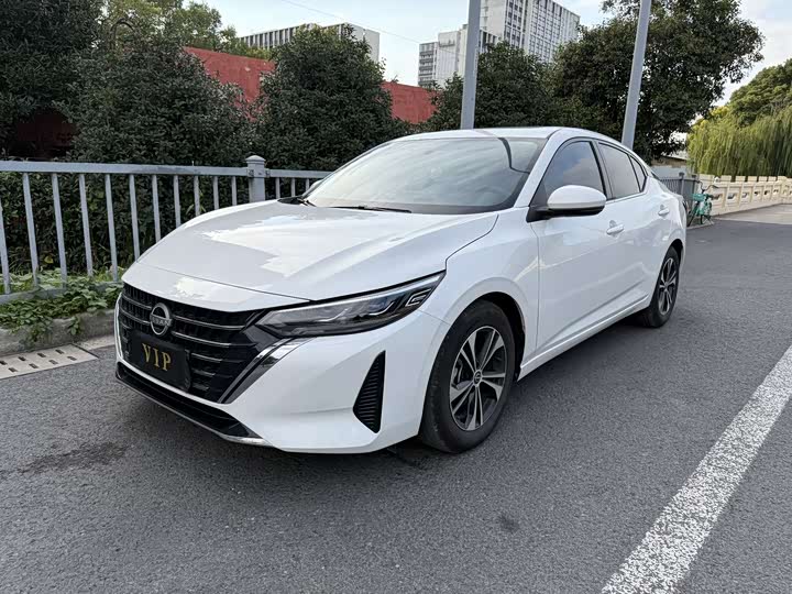 Фото 1 - Nissan Sylphy