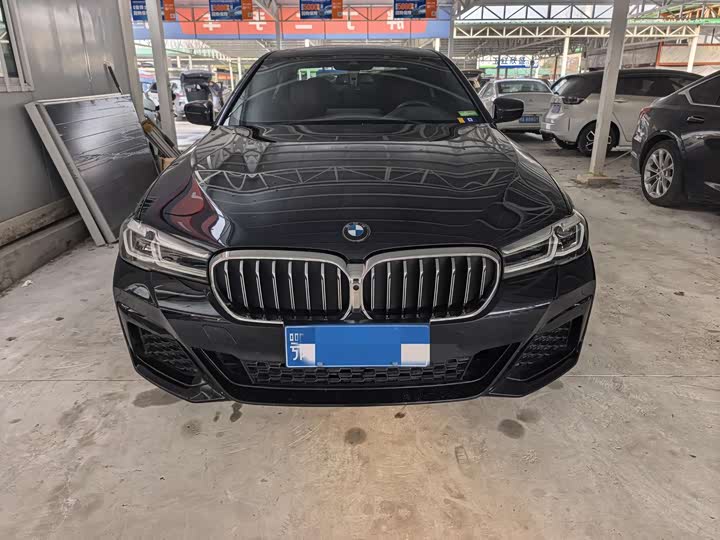 Фото 2 - BMW 5 Series