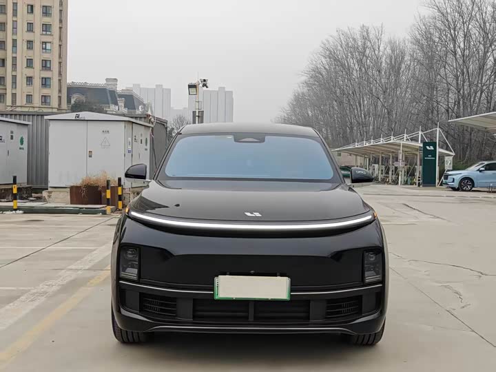 Фото 2 - LiXiang L8