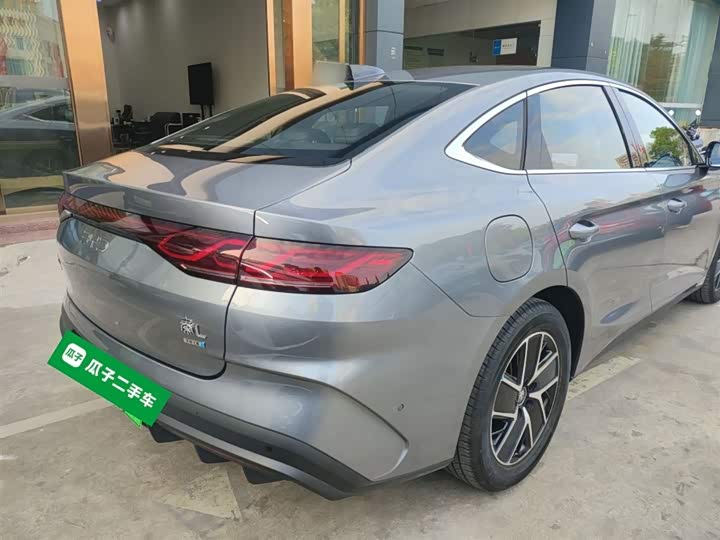 Фото 7 - BYD Qin L