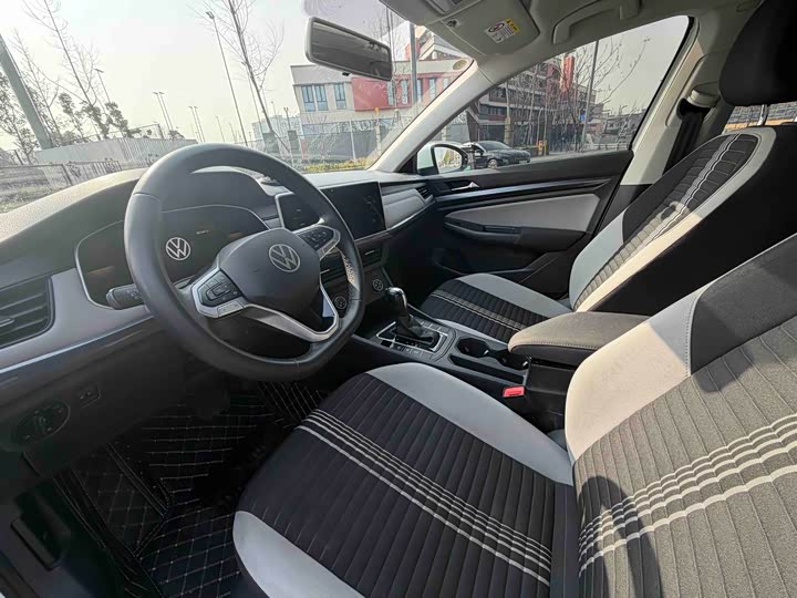 Фото 4 - Volkswagen Bora