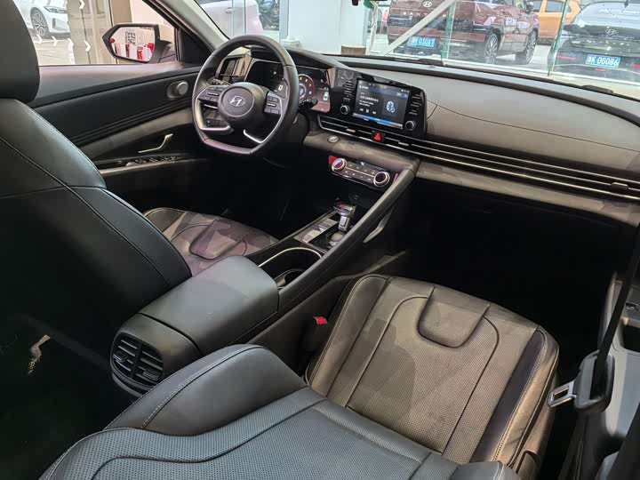 Фото 9 - Hyundai Elantra N line