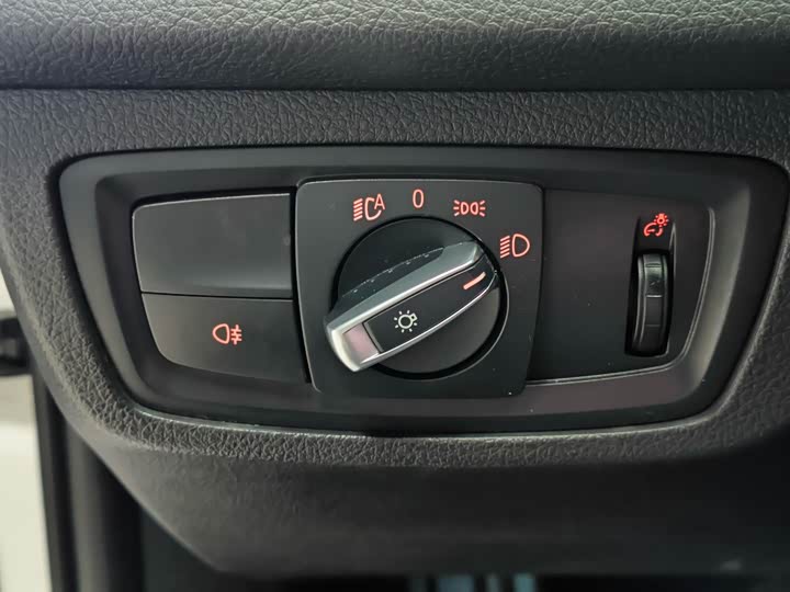 Фото 9 - BMW 1 Series