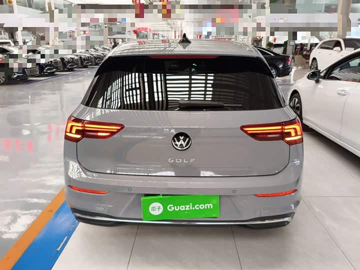 Фото 6 - Volkswagen Golf