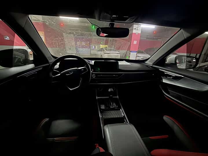 Фото 8 - Chery Tiggo 5x