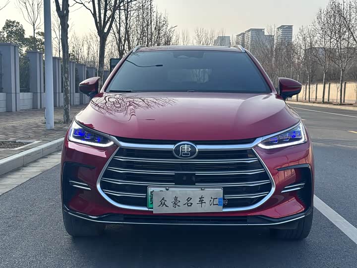 Фото 2 - BYD Tang Hybrid/EV