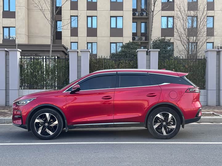 Фото 4 - BYD Tang Hybrid/EV