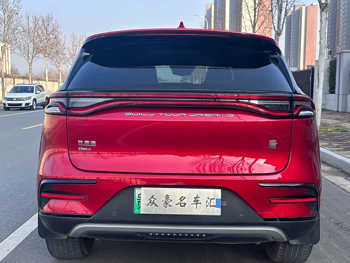 Фото 6 - BYD Tang Hybrid/EV