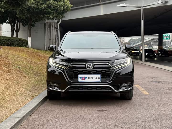 Фото 2 - Honda UR-V