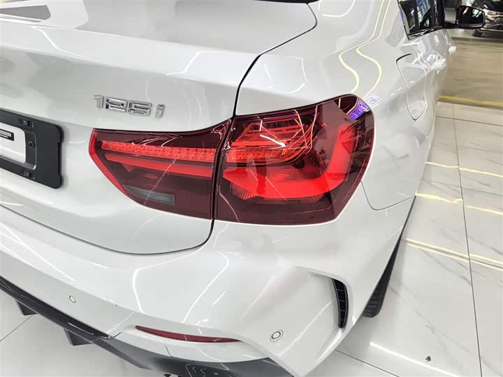 Фото 8 - BMW 1 Series