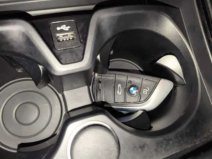 Фото 9 - BMW 1 Series