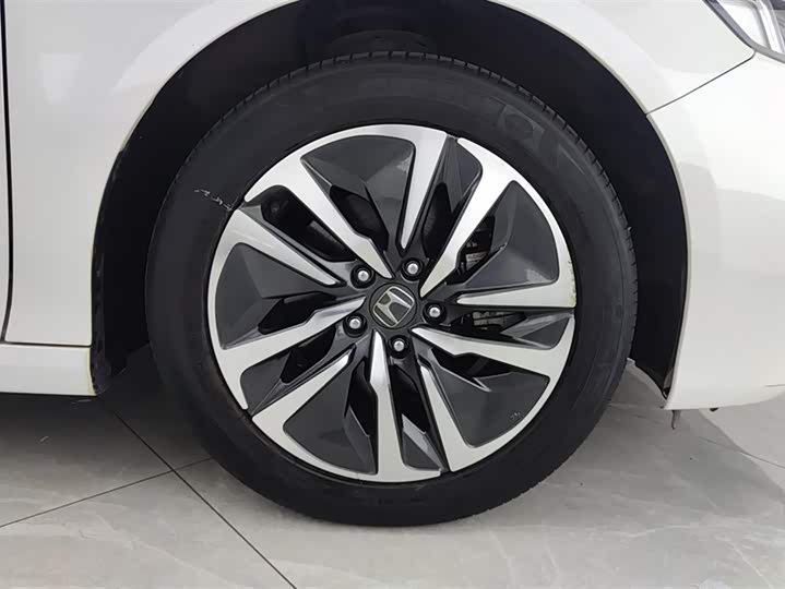 Фото 6 - Honda Accord