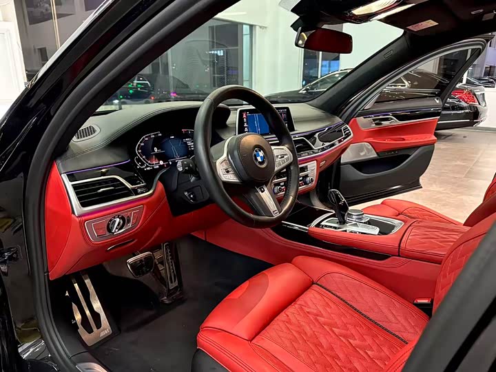 Фото 6 - BMW 7 Series