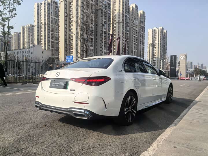 Фото 9 - Mercedes-Benz C-Class Hybrid