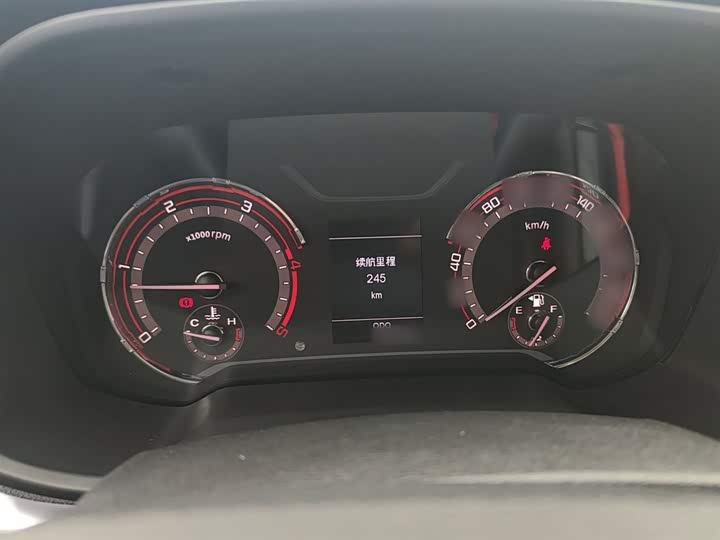 Фото 4 - Maxus T70