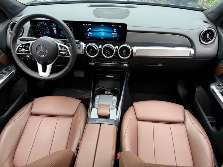 Фото 7 - Mercedes-Benz GLB-Class