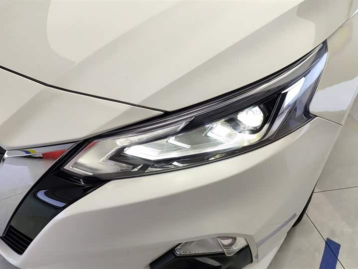 Фото 5 - Nissan Teana