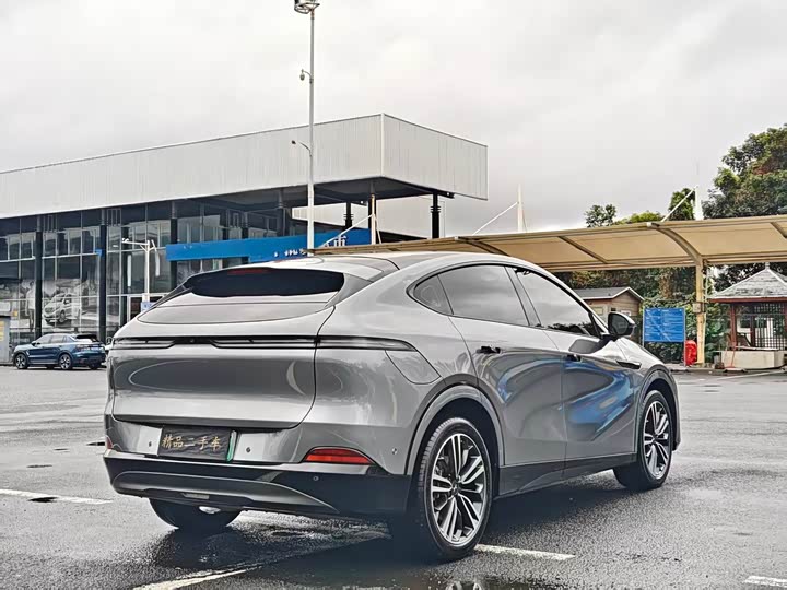 Фото 9 - XPeng G6