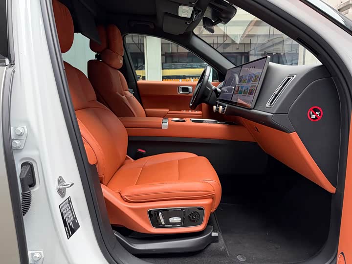 Фото 9 - LiXiang L7