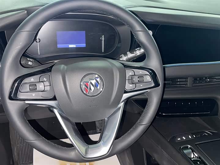 Фото 7 - Buick Enclave