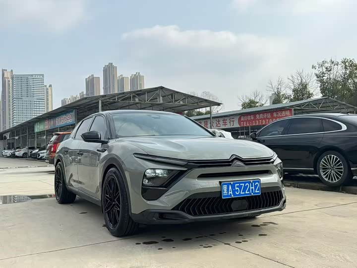 Фото 3 - Citroen C5 X