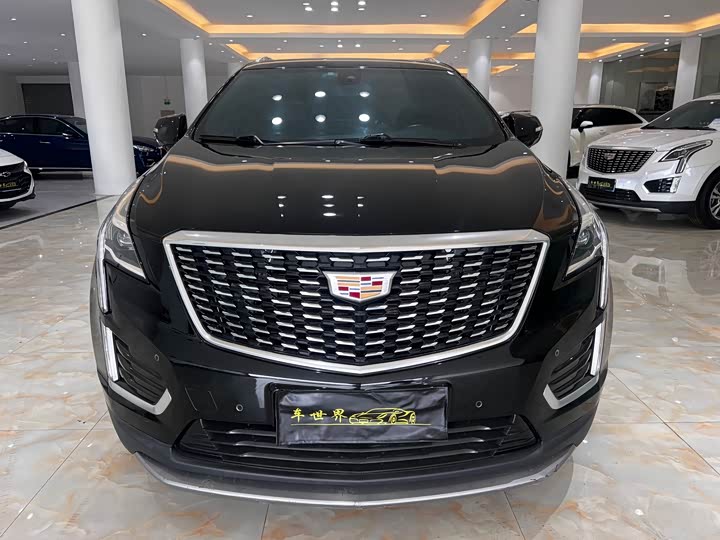 Фото 2 - Cadillac XT5