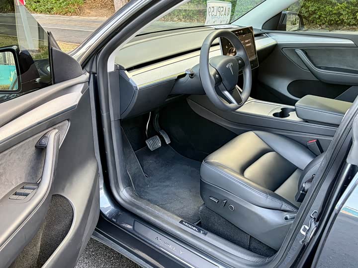 Фото 5 - Tesla Model Y