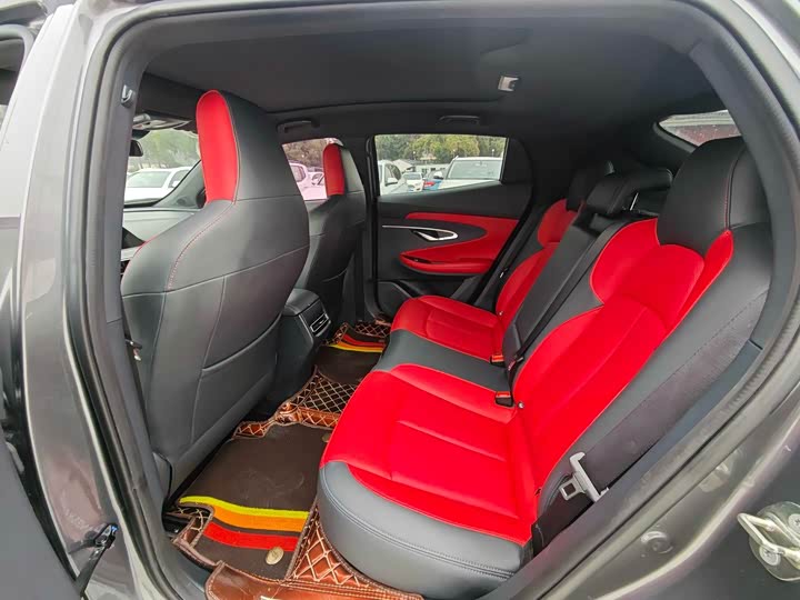 Фото 9 - Changan UNI-T