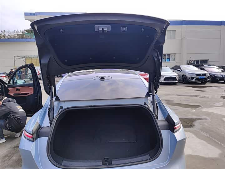 Фото 9 - Nio ET5