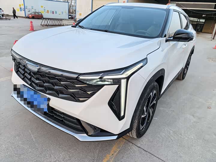 Фото 1 - Geely Atlas