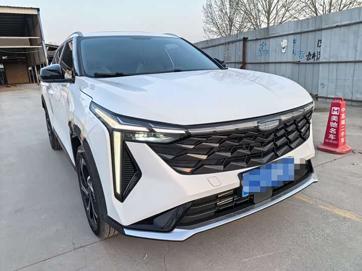 Фото 3 - Geely Atlas