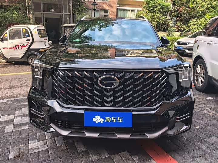 Фото 2 - GAC Trumpchi GS8