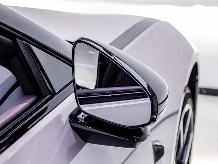 Фото 7 - XPeng P7