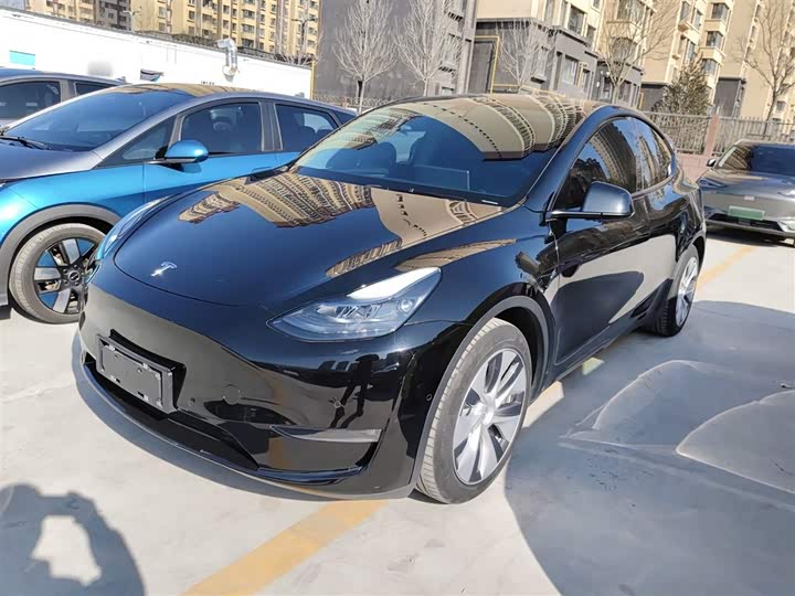Фото 2 - Tesla Model Y